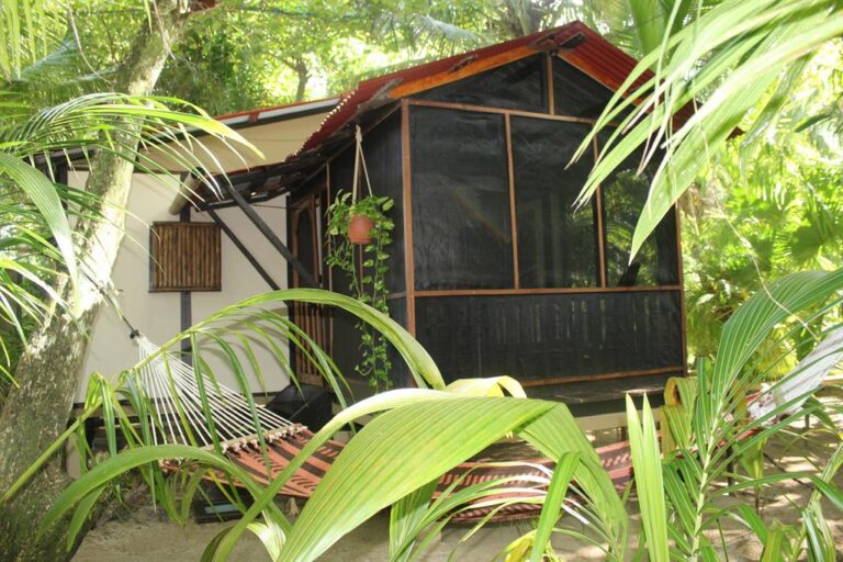 Garden Family Bungalow